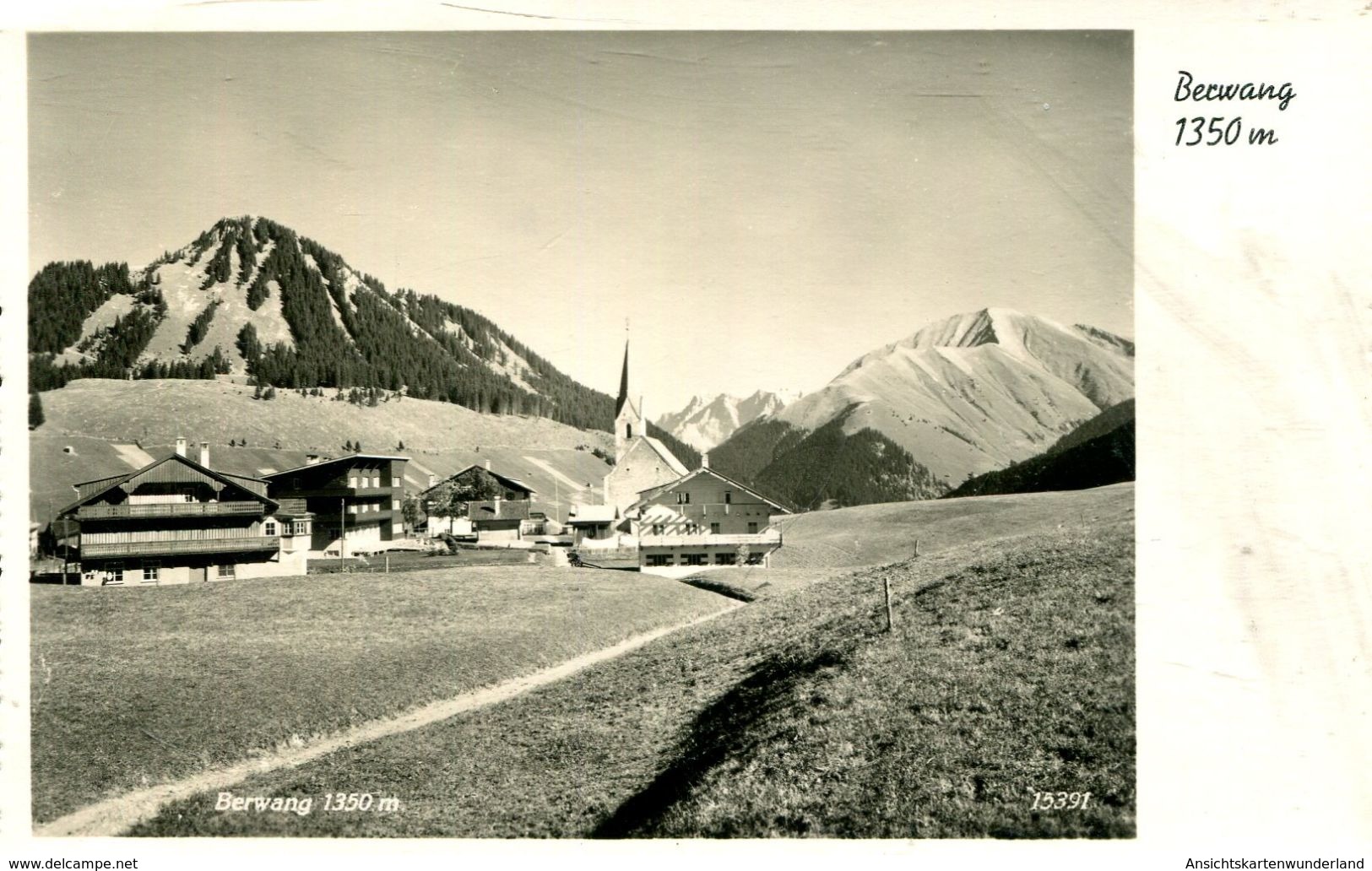 Berwang Teilansicht Mit Kirche Und Zugspitze (000881) - Berwang