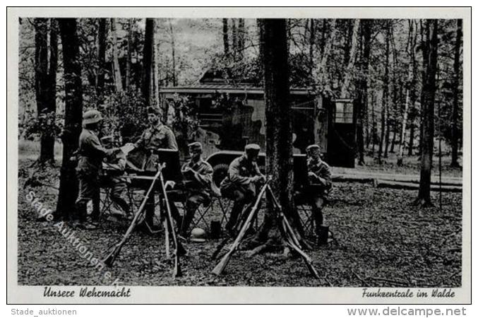 WK II Funkzentrale Im Walde Foto AK I-II - Weltkrieg 1939-45