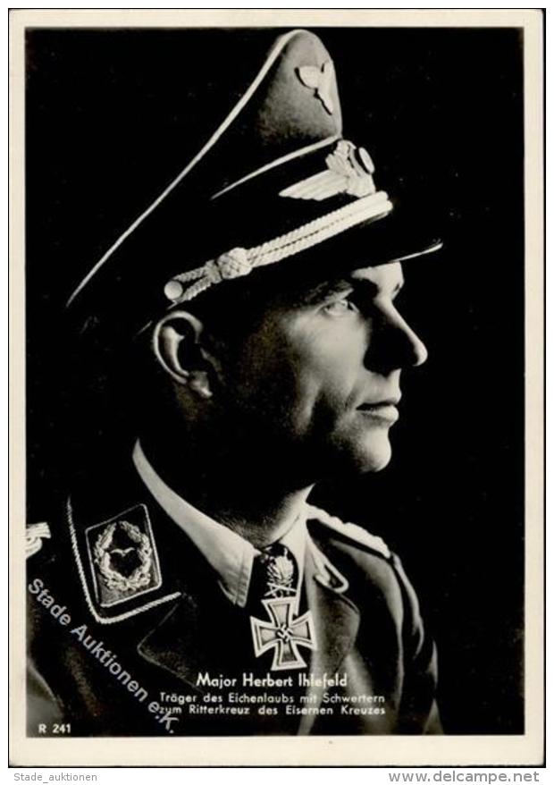 Ritterkreuztr&auml;ger WK II Ihlefeld, Herbert Major  Foto AK I-II - Weltkrieg 1939-45