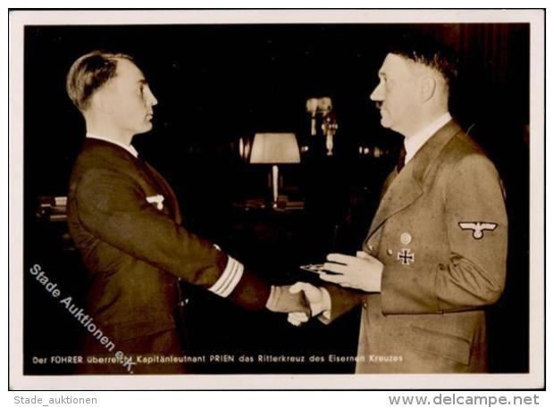 Ritterkreuztr&auml;ger Prien, Kapit&auml;nleutnant Erh&auml;lt Das Ritterkreuz Von Hitler WK II PH W 10 Foto AK I- - Weltkrieg 1939-45