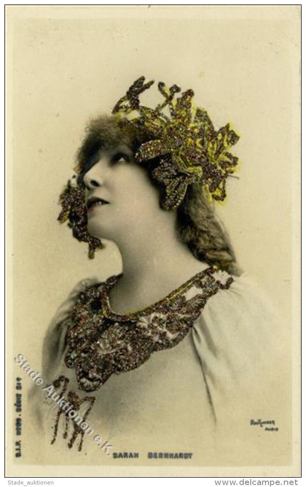 Sarah Bernhardt Mit Glitter Applikation I-II - Schauspieler