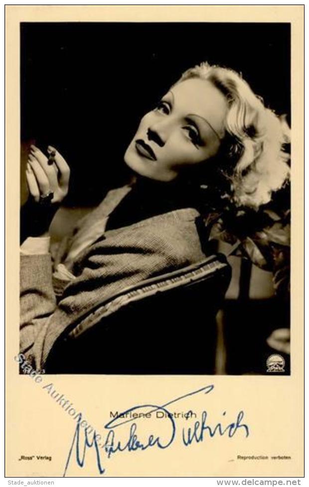 Filmschauspielerin Dietrich, Marlene Mit Unterschrift Foto-Karte I-II - Schauspieler
