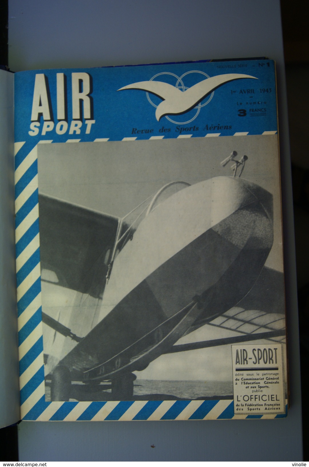 Livre Relié Les 18 Numéros D'air Sport   1943. Voir Photos Des 18 Unes Et Liste Des Articles. - Autres & Non Classés