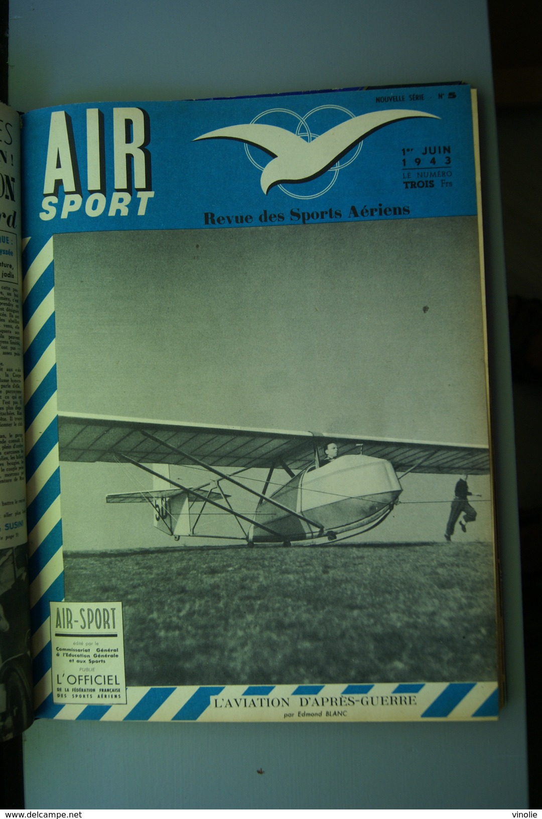 Livre relié les 18 numéros d'air sport   1943. voir photos des 18 unes et liste des articles.