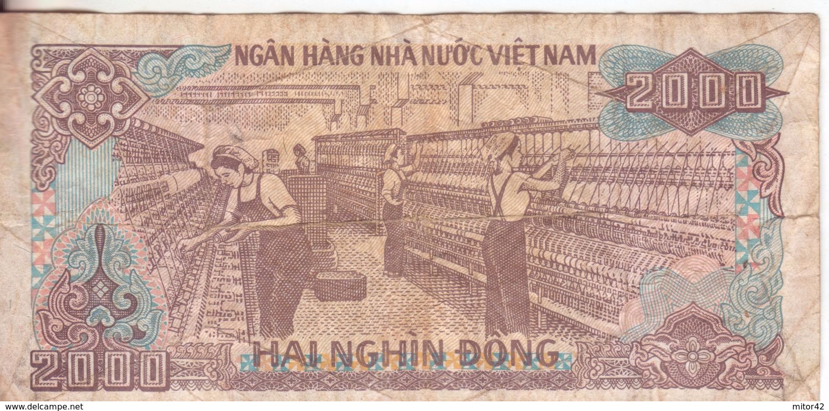 75-Vietnam-Cartamoneta-Banconota Circolata-2000 Dong-Stato Di Conservazione:scadente - Vietnam