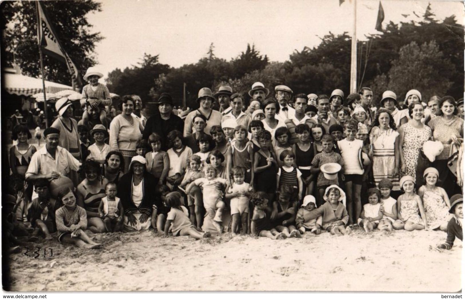 LE POULIGUEN ... CARTE PHOTO DE GROUPE - Le Pouliguen