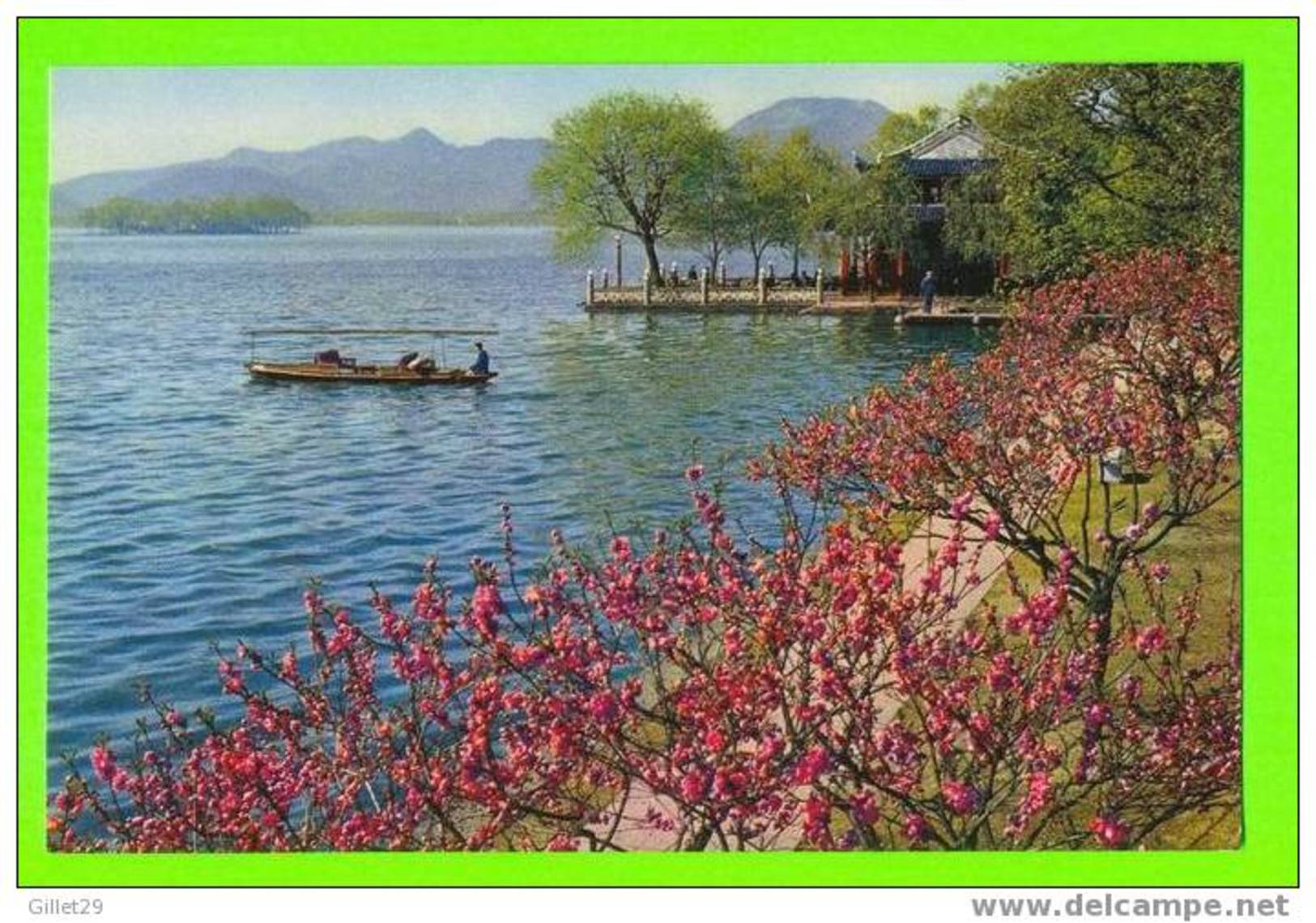 WEST LAKE OF HANGZHOU,CHINA - PAI CAUSEWAY - ANIMATED - - Chine