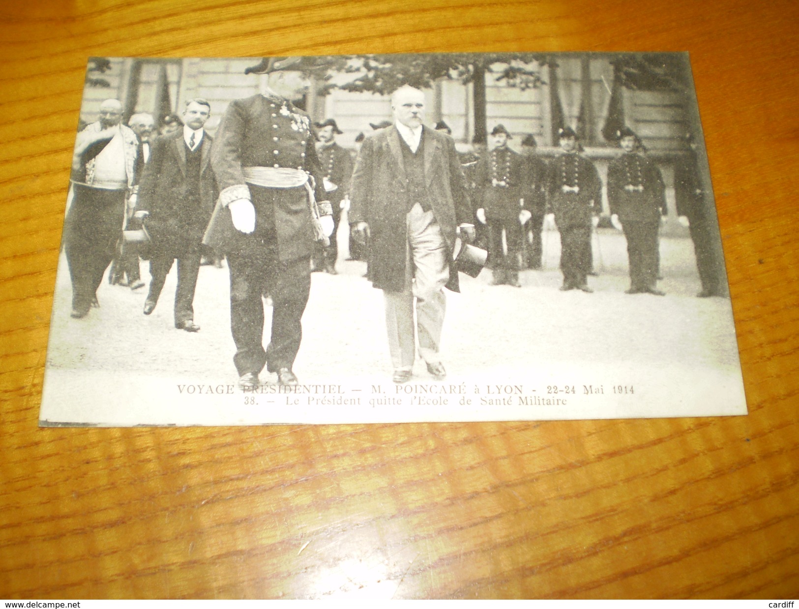 Le Président De La République Raymond Poincaré à Lyon Quitte L'école De Santé Militaire 1914 - Ricevimenti