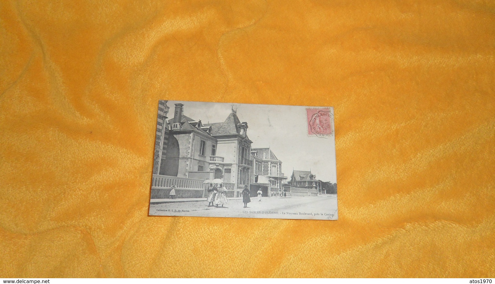 CARTE POSTALE ANCIENNE CIRCULEE DE 1904. / LES SABLES D'OLONNE.- LE NOUVEAU BOULEVARD, PRES LE CASINO. / CACHETS + TIMBR - Sables D'Olonne