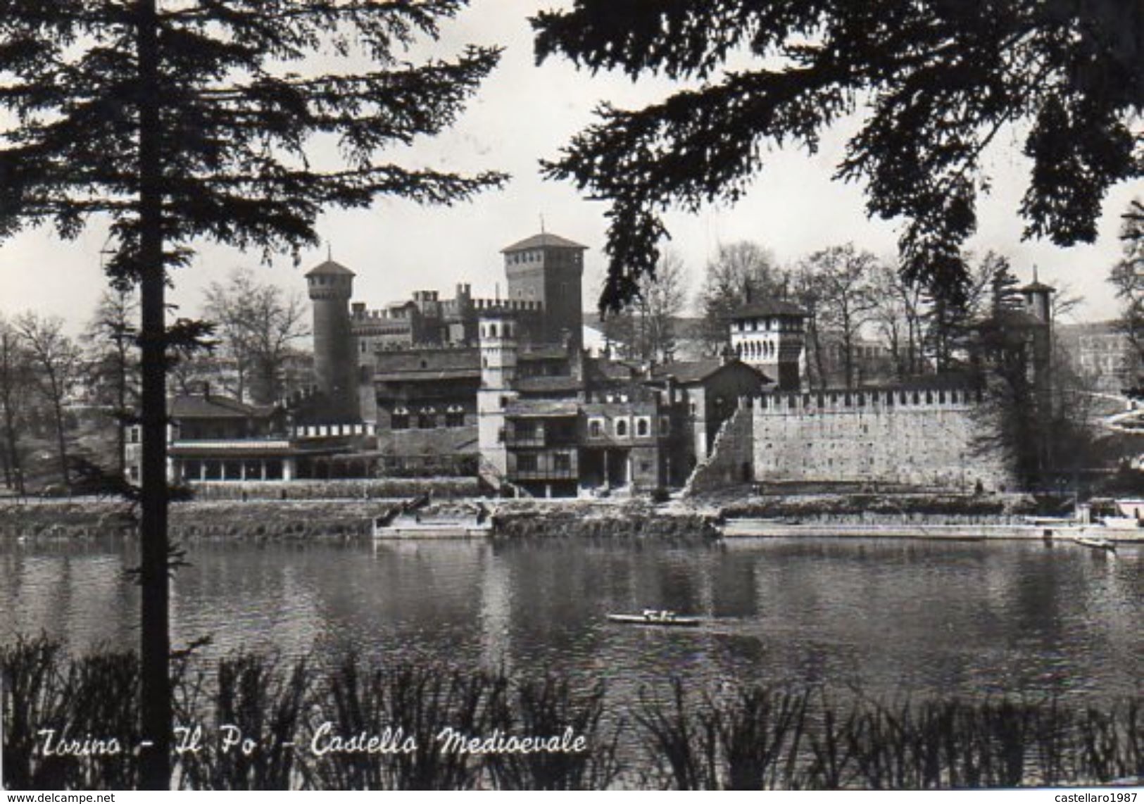 Torino - Il Po - Castello Medioevale - Fiume Po