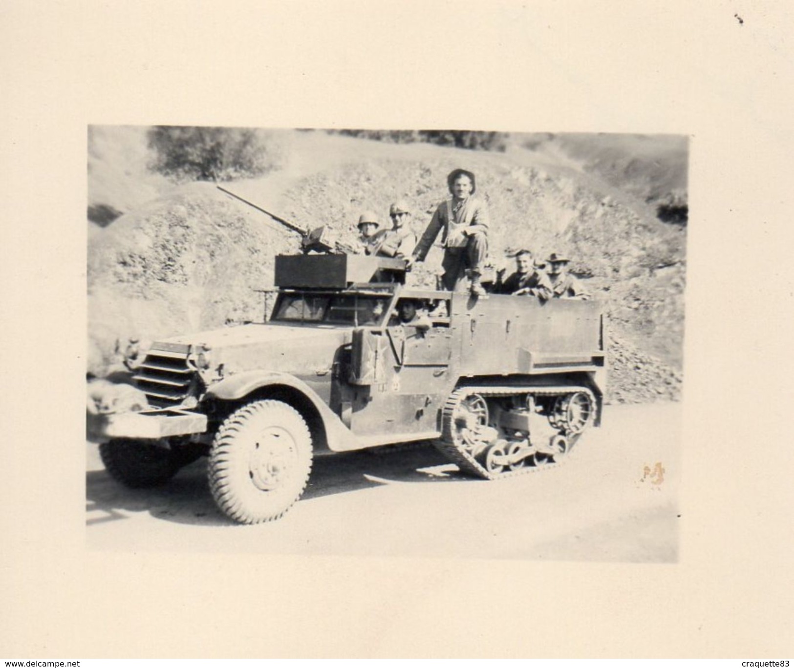 CAMION CHENILLE MITRAILLEUR   En Algerie En 1957  8,5x7cm - Krieg, Militär