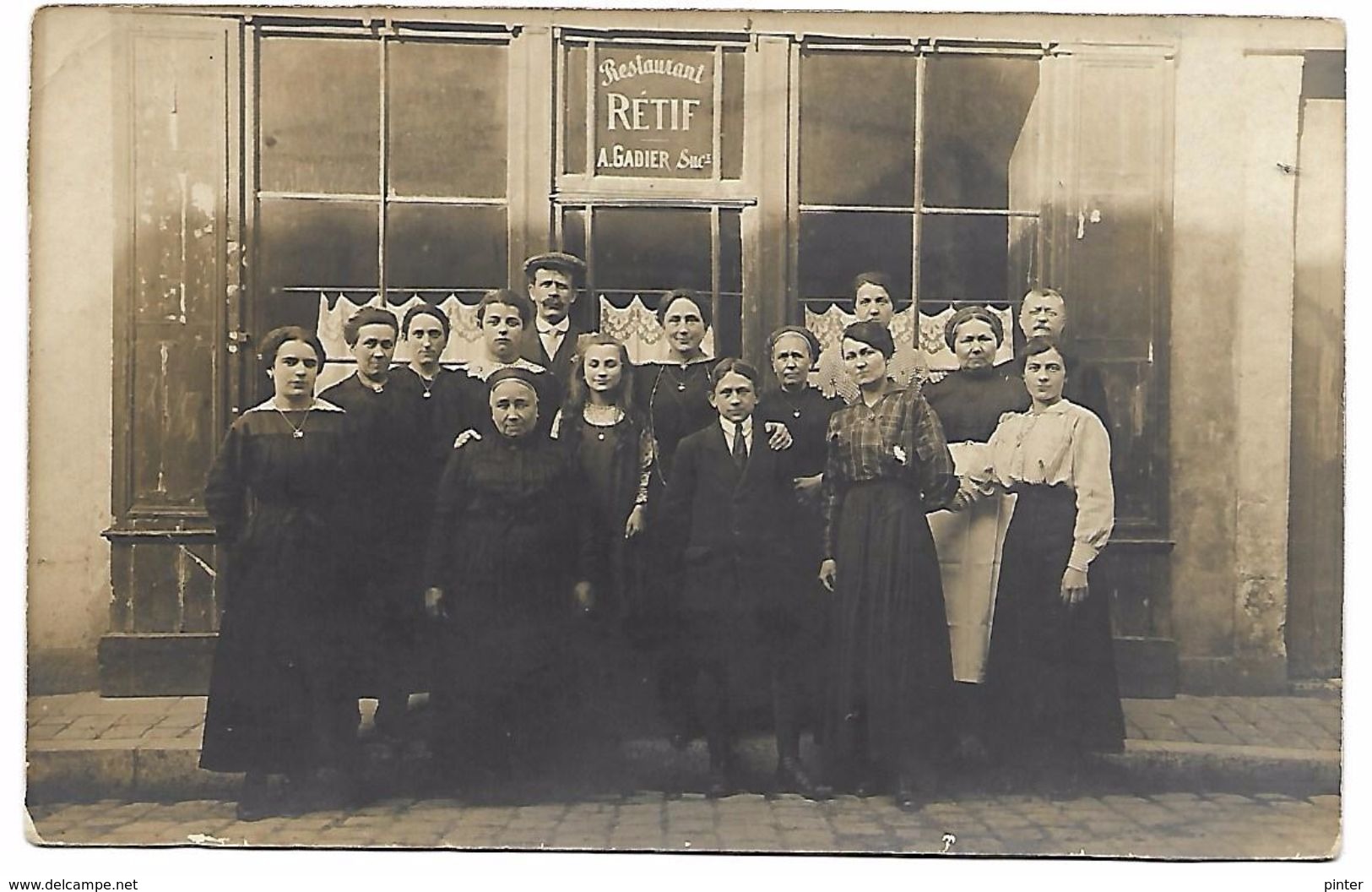 Devanture De RESTAURANT RETIF - A. Gadier Suc. - CARTE PHOTO Non Située - Restaurants