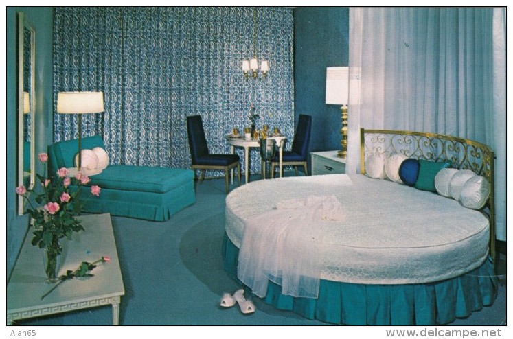 Boise Idaho, Downtowner Motel Interior View Of Bridal Suite Room, C1950s/60s Vintage Postcard - Boise