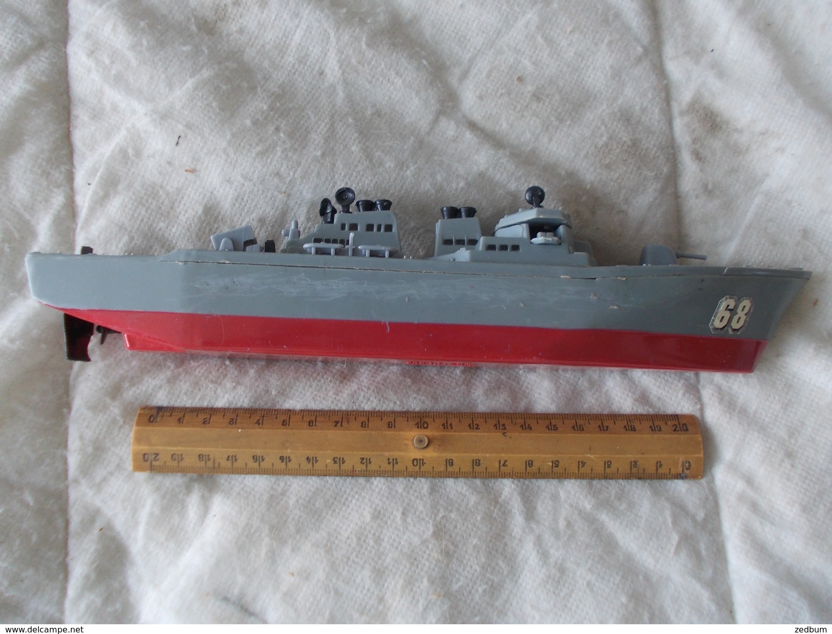 Bateau De Guerre Patent Pending Made In China - Schiffe
