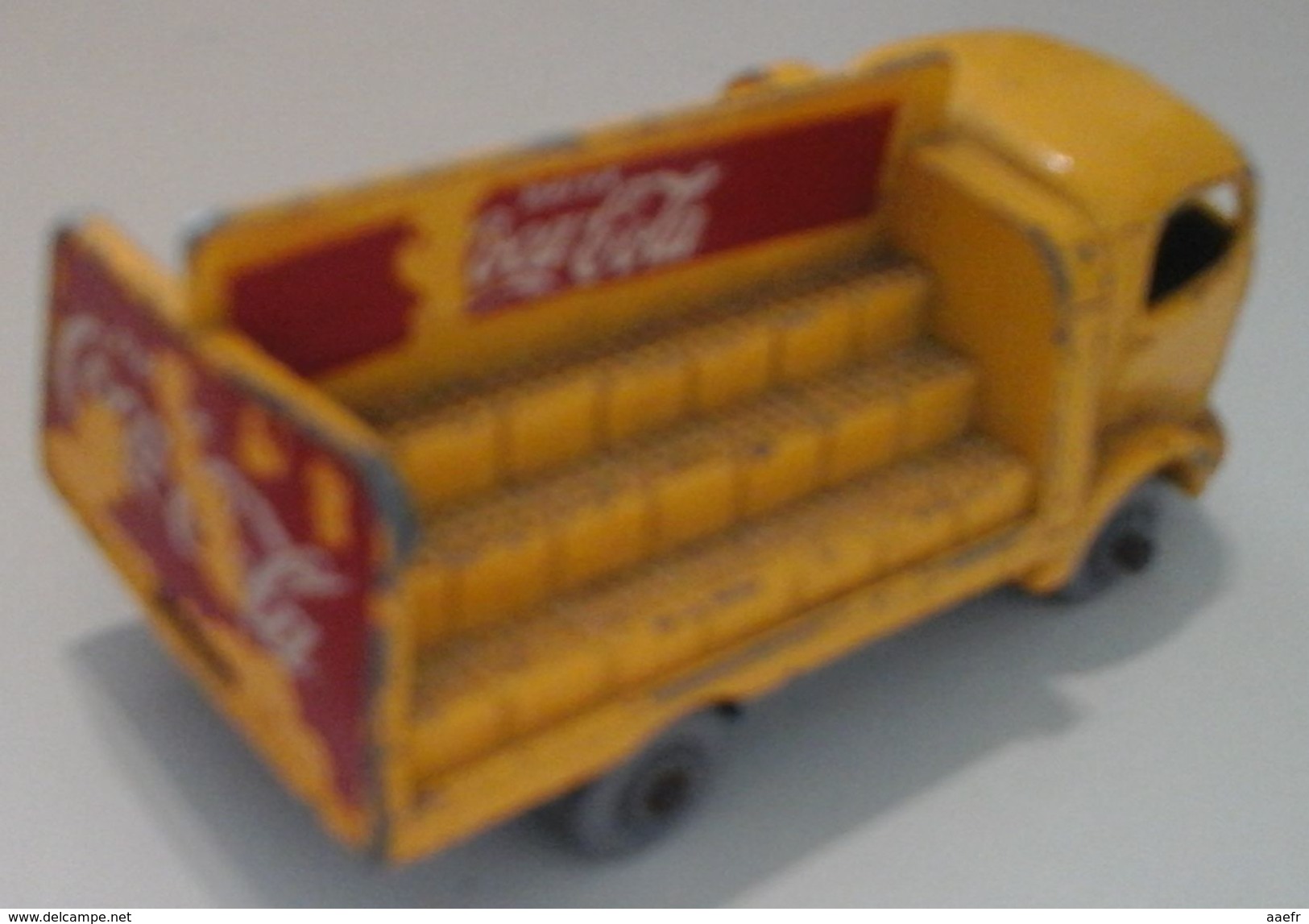 MATCHBOX LESNEY Karrier Bantam 2 Ton N° 37 - 1957 - Camion Coca-cola - Jouets