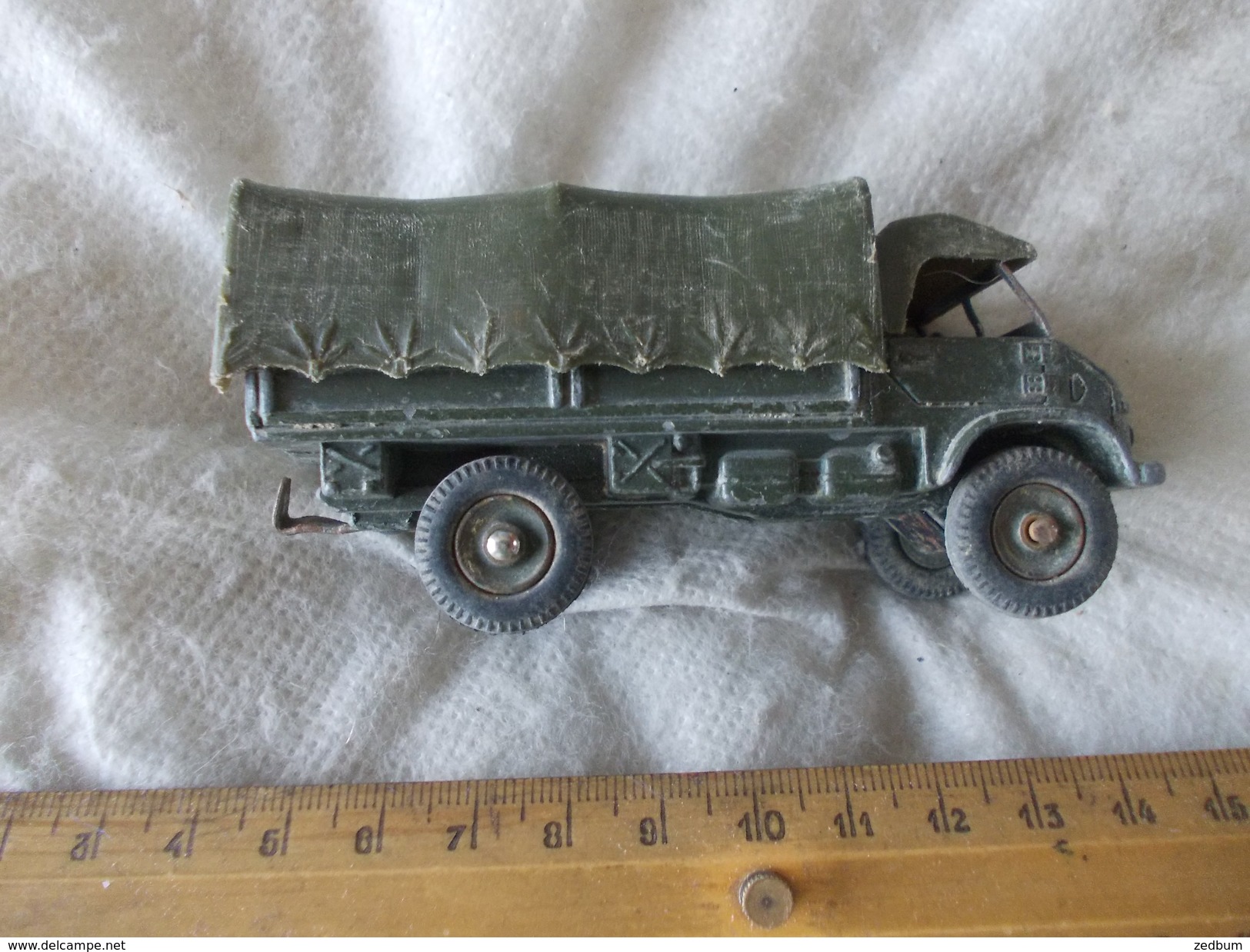 Dinky Toys Mercedes Benz Unimog Made In France Meccano N° 821 - Other & Unclassified