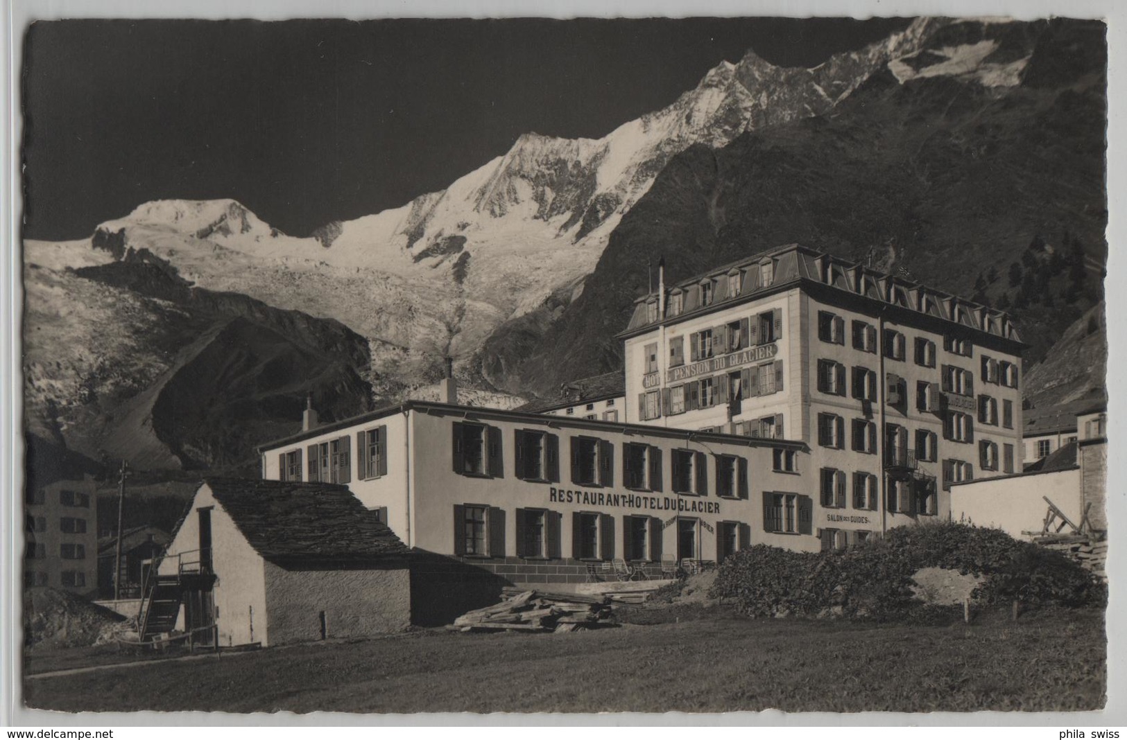 Saas-Fee - Hotel Du Glacier, Alphubel, Täschhorn, Dom - Photo: E. Gyger No. 8057 - Täsch