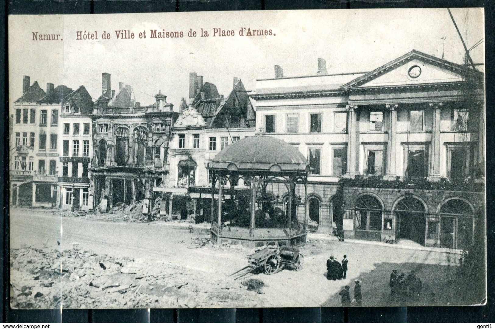 CPA S/w AK  Belgien Namur 1915 Allemagne Feldpost"Namur-Hotel De Ville Et Maisons De La Place D'Armes,belebt  "1 AK Used - Namur