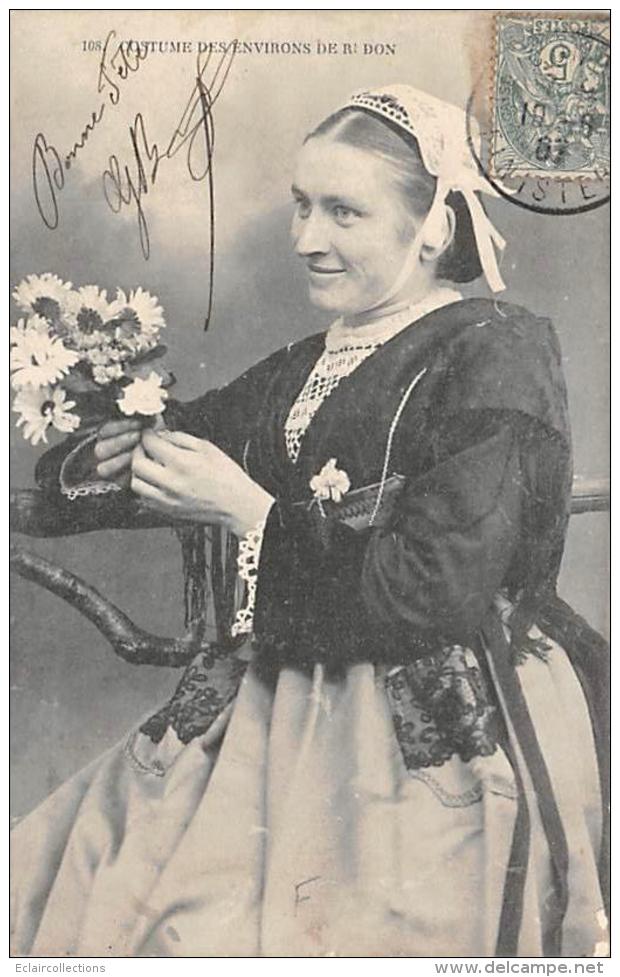 Redon       35         Costume Et Coiffe   Des Environs De Redon         (voir Scan) - Redon