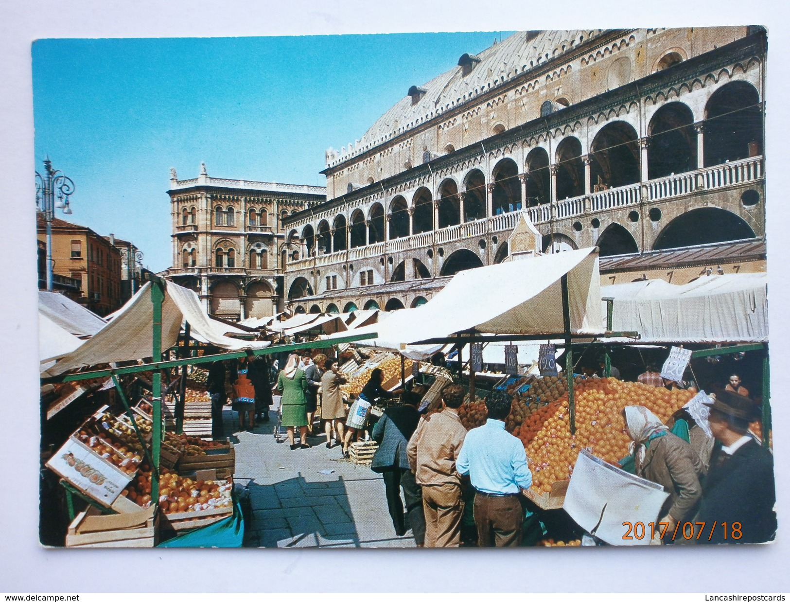 Postcard Padova Green Market Reason Mansion Padua Italy My Ref B21543 - Marktplaatsen