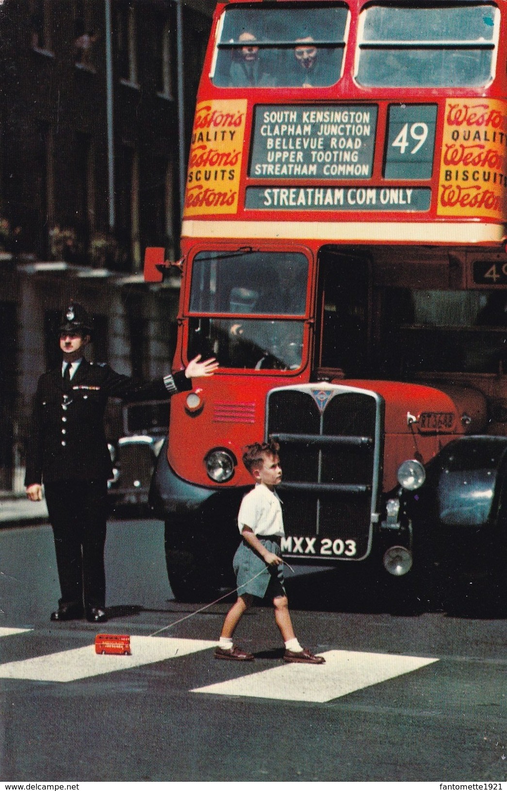 POLICEMAN ON POINT DUTY/LONDRES (dil312) - Cartes Humoristiques