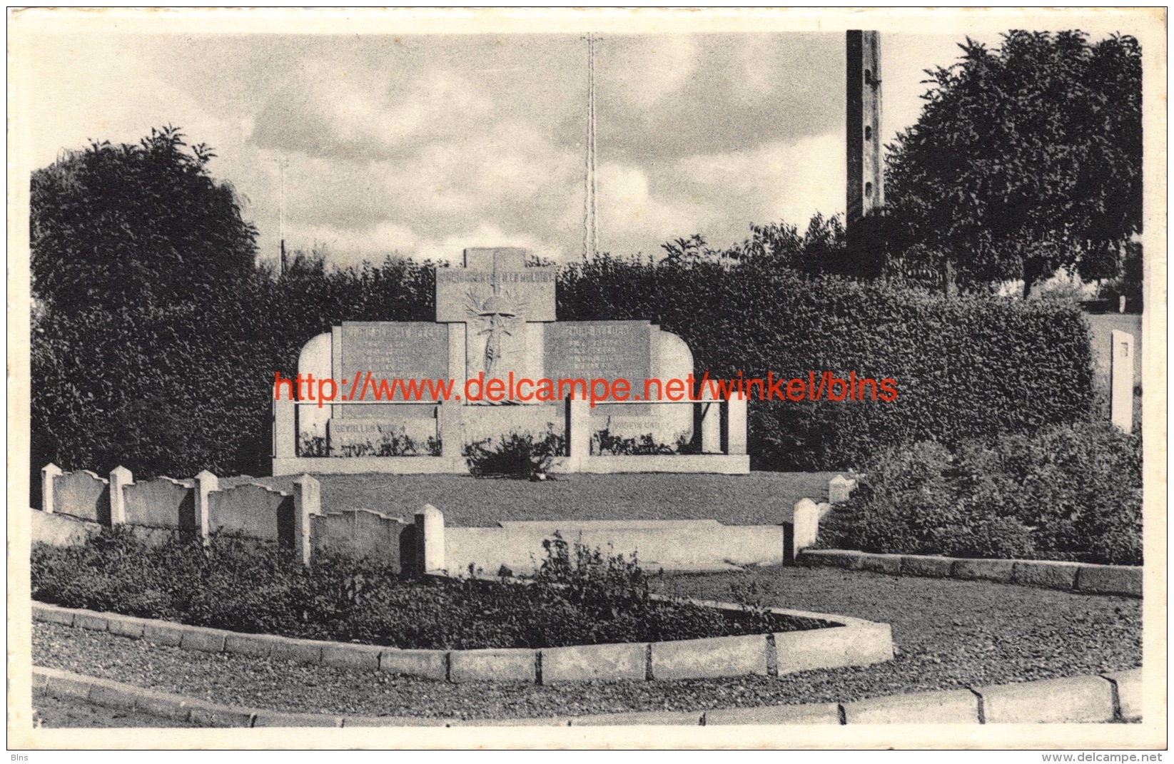 Gedenksteen Gesneuvelden 1940-45 - Sint-Huibrechts-Lille - Neerpelt
