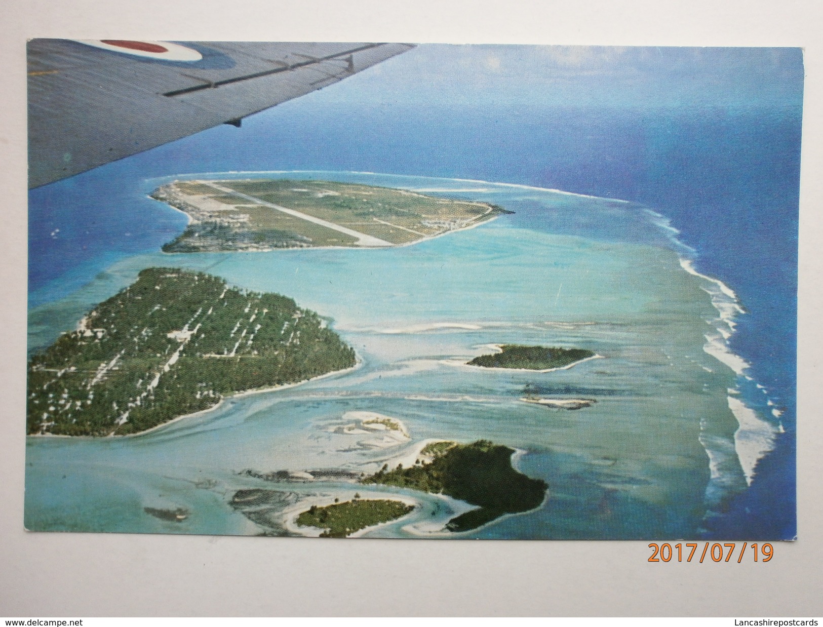 Postcard Gan Island And Reef From RAF Aircraft Former British Military Base Addu Atoll Maldives My Ref  B11519 - Maldives