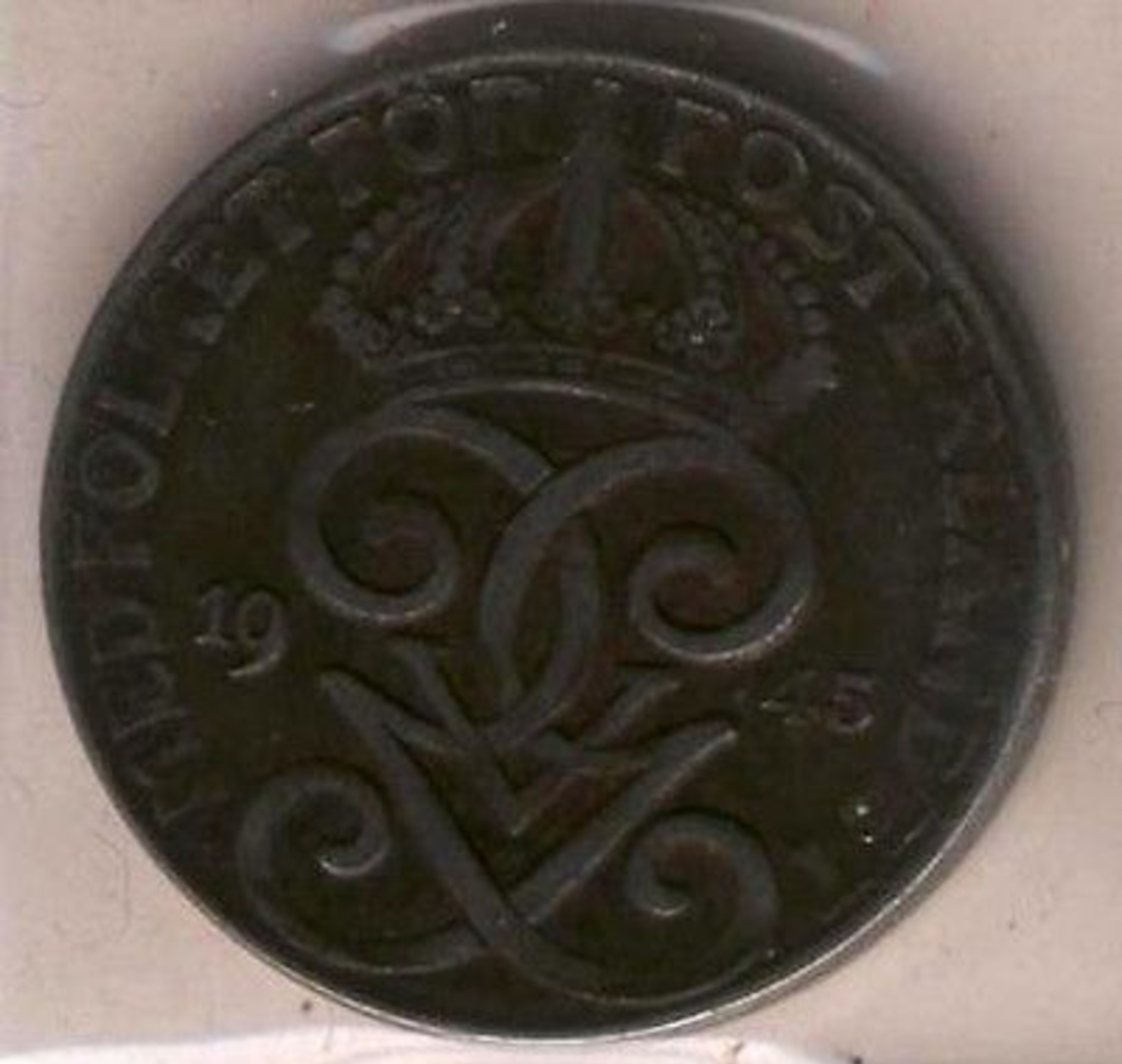 Coin 210 Sweden 1945 Face Value 2 Ore - Suède