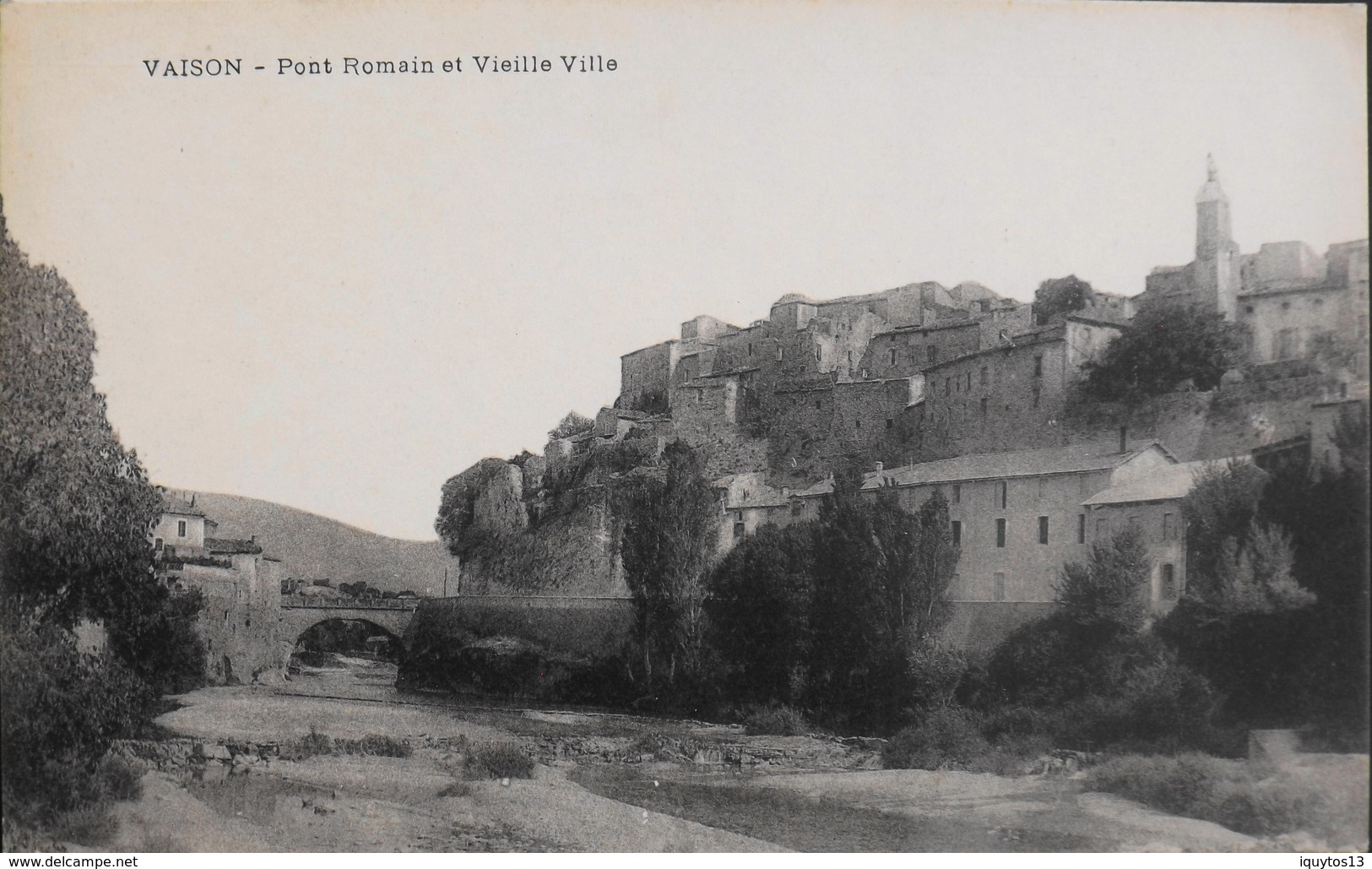 CPA - FRANCE - Vaison-la-Romaine Est Situé Dans Le Dép. De Vaucluse - Pont Romain Et Vieille Ville - Daté 1915 - TBE - Vaison La Romaine