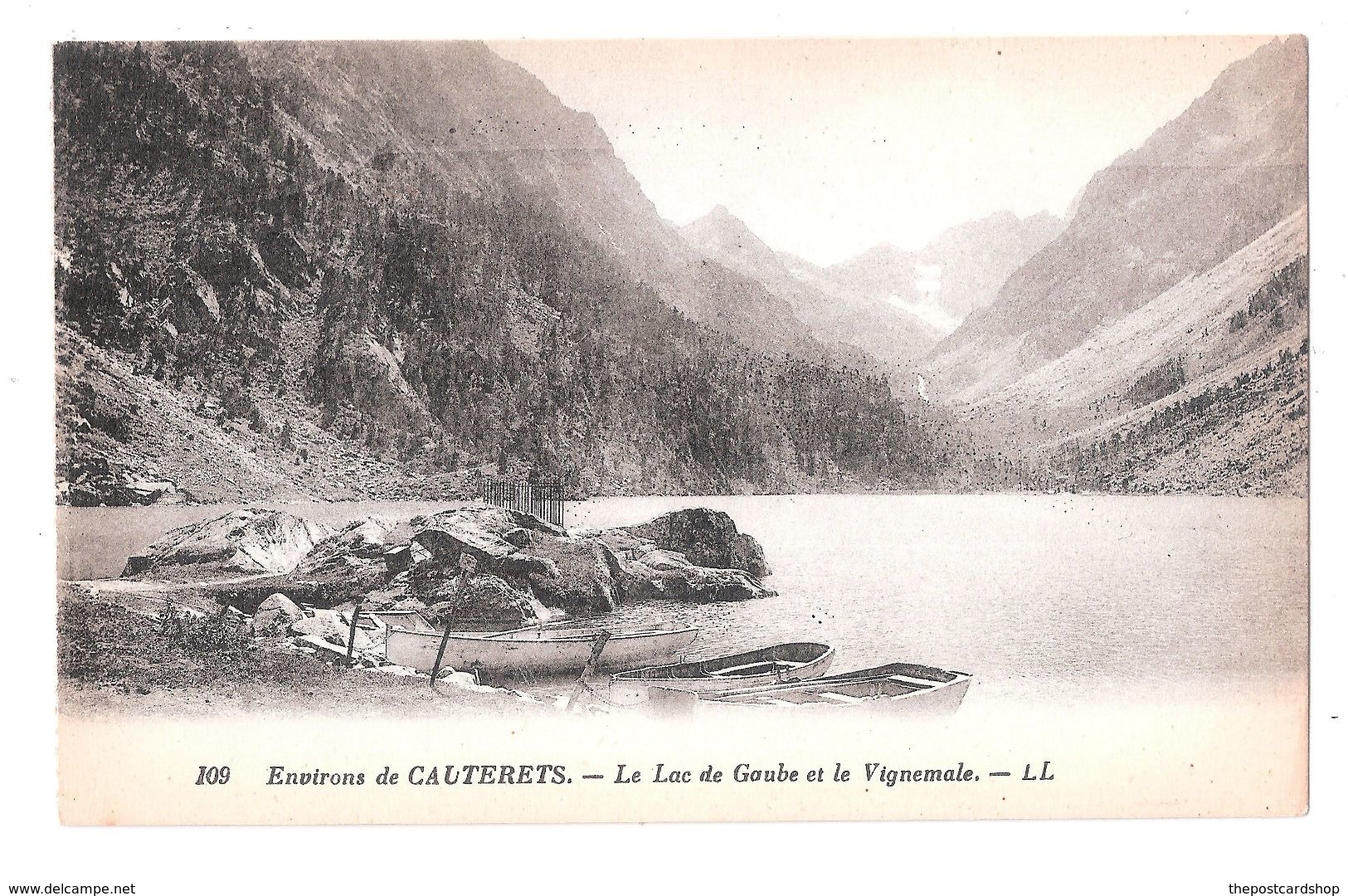 CPA 65 No. 109 Environs De Cauterets Le Lac De Goube Et Le Vignemale BUY IMMEDIATELY - Cauterets