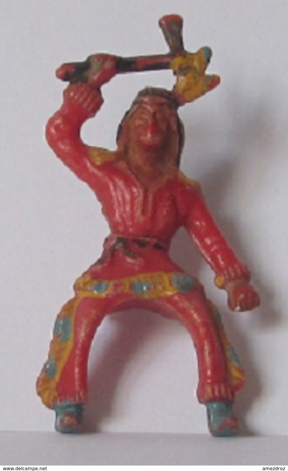 Figurine Indien Avec Tomawhak Plastique Beffoid - Autres & Non Classés