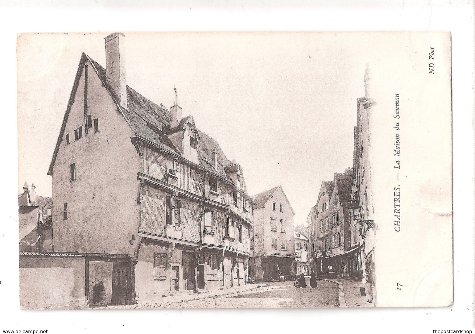 CPA 28 CHARTRES No.17 La Maison Du Saumon N D Phot Avec Un Timbre Acheter Immédiatement - Chartres