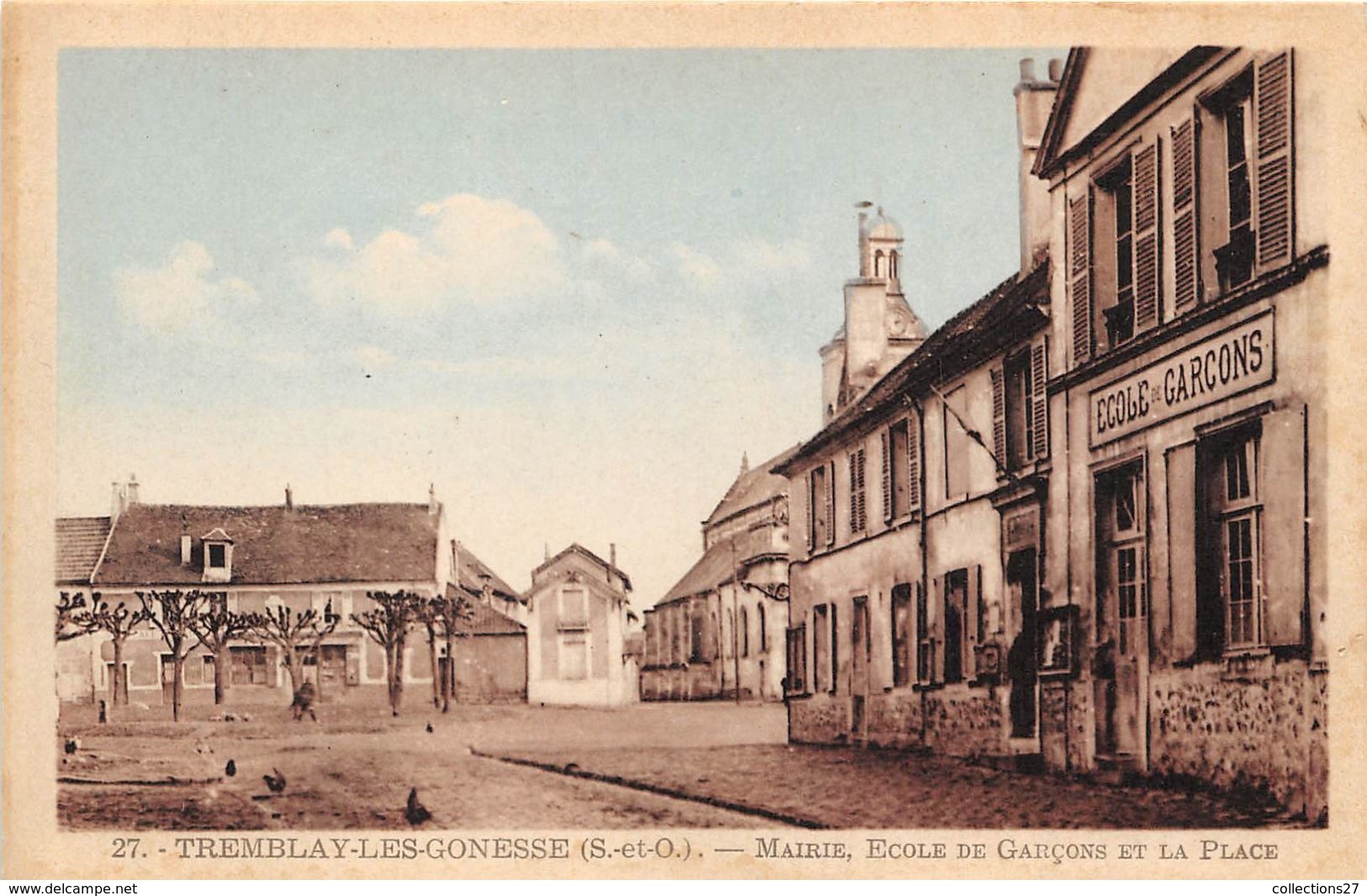 93-TREMBLAY-LES-GONESSE- MAIRIE ECOLE DE GARCONS, ET LA PLACE - Tremblay En France