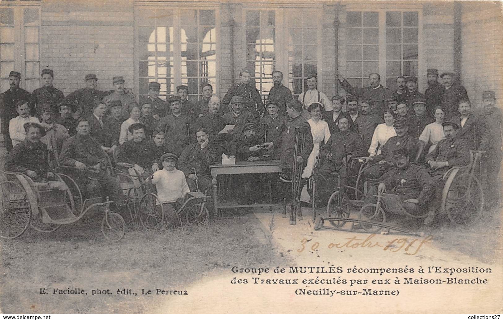 93-NEUILLY-SUR-MARNE- GROUPE DE MUTILES, RECOMPENSES A L'EXPOSITION DES TRAVAUX EXECUTES PAR EUX A MAISON BLANCHE - Neuilly Sur Marne