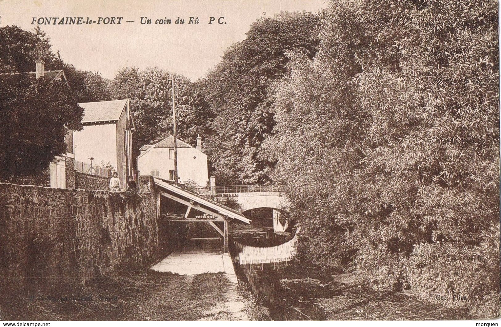 25015. Postal SARCELLES (seine Et Oise) 1934. Vue Fontaine Le Port - Cartas & Documentos