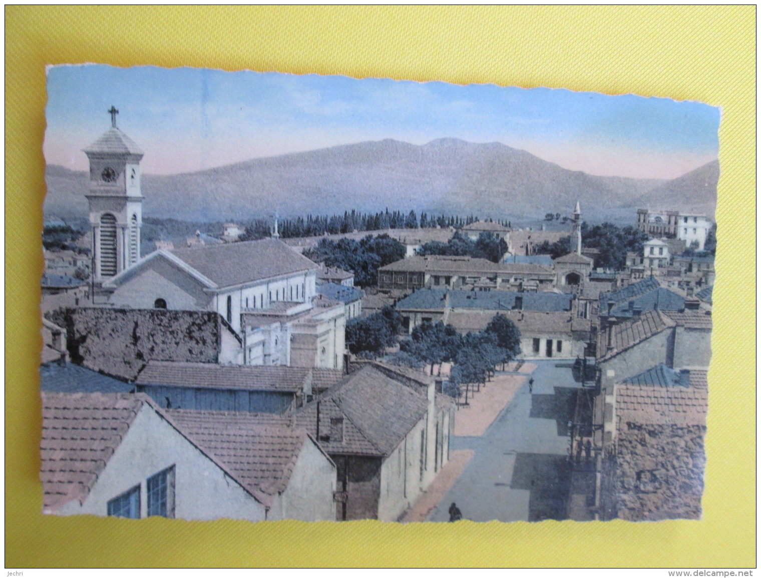 Souk Ahras ; Vue Sur L Eglise Et La Mosquee - Souk Ahras