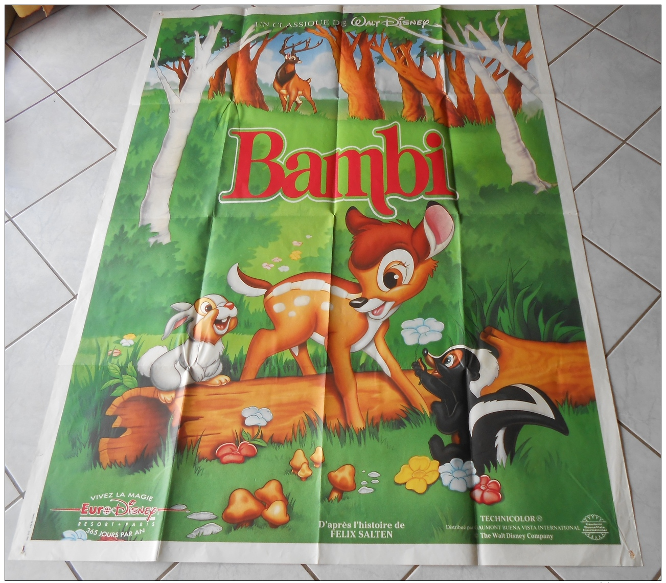 AFFICHE DE CINEMA -  BAMBI -  WALT DISNEY - Affiches & Posters