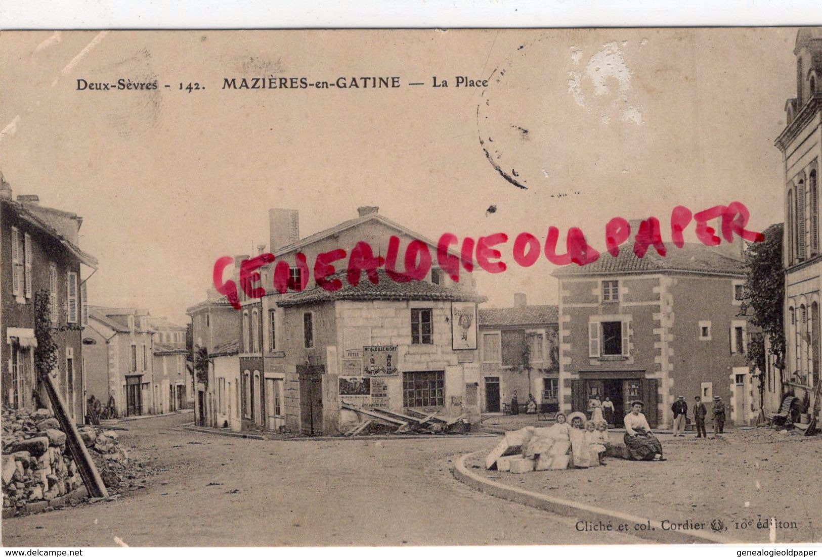 79 - MAZIERES EN GATINE - LA PLACE   EDITEUR CORDIER - Mazieres En Gatine