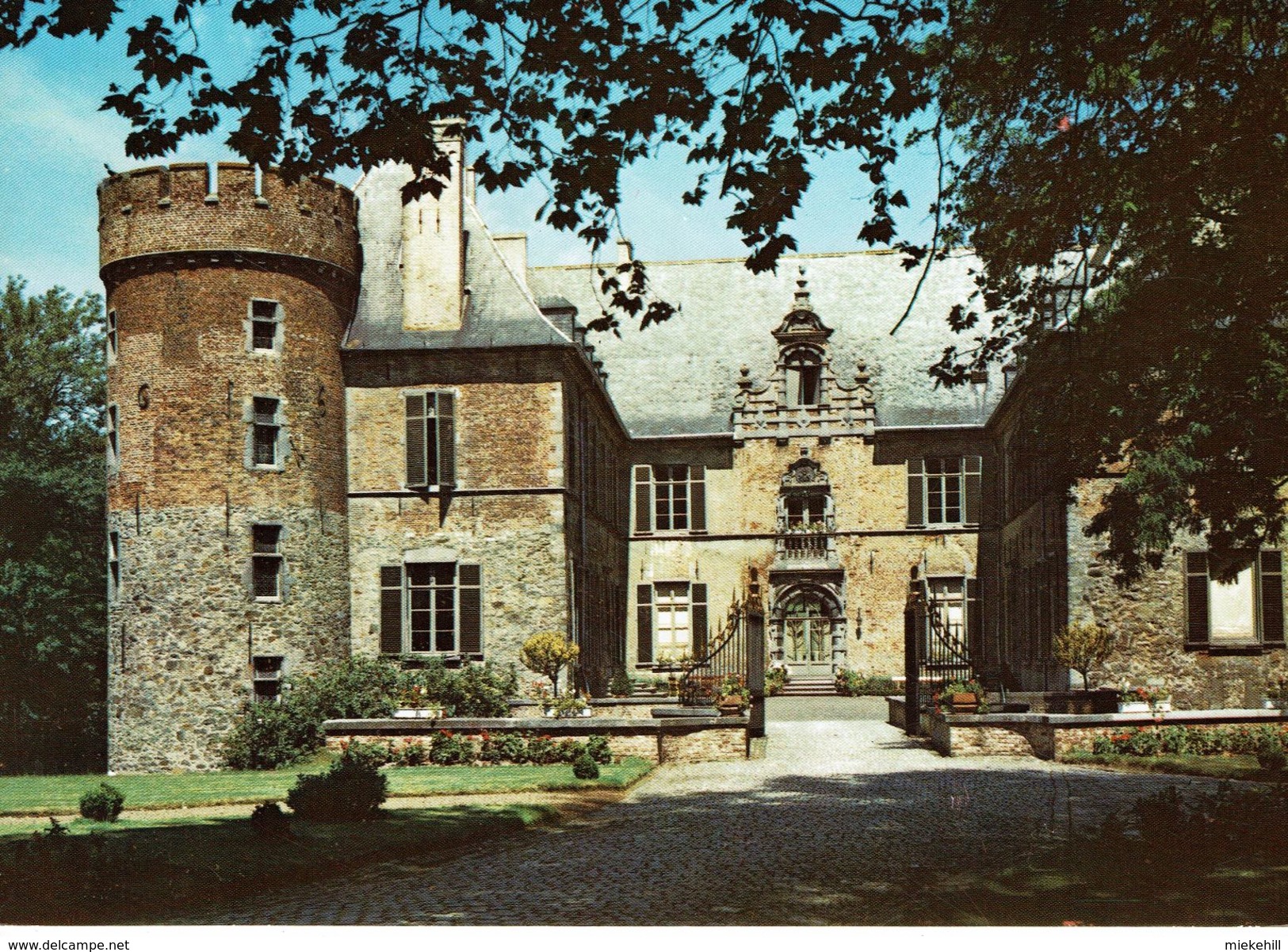 BRAINE-LE-CHATEAU-CHATEAU DE ROBIANO-VUE DE LA COUR INTERIEURE - Braine-le-Château