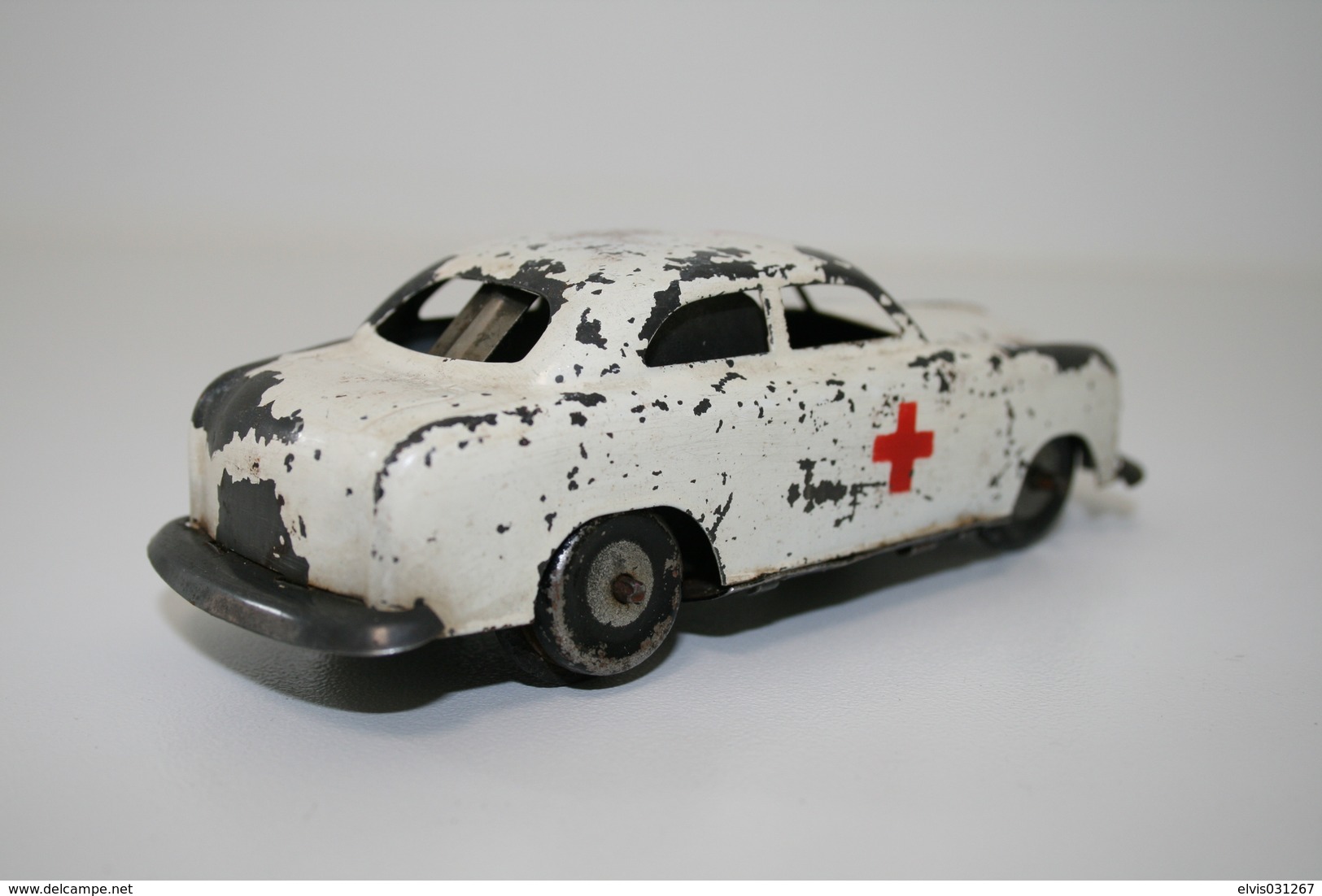 Vintage TIN TOY CAR : Maker ESTRELA - Ambulance - 13cm - BRASIL - 1940's - Friction - Collectors Et Insolites - Toutes Marques