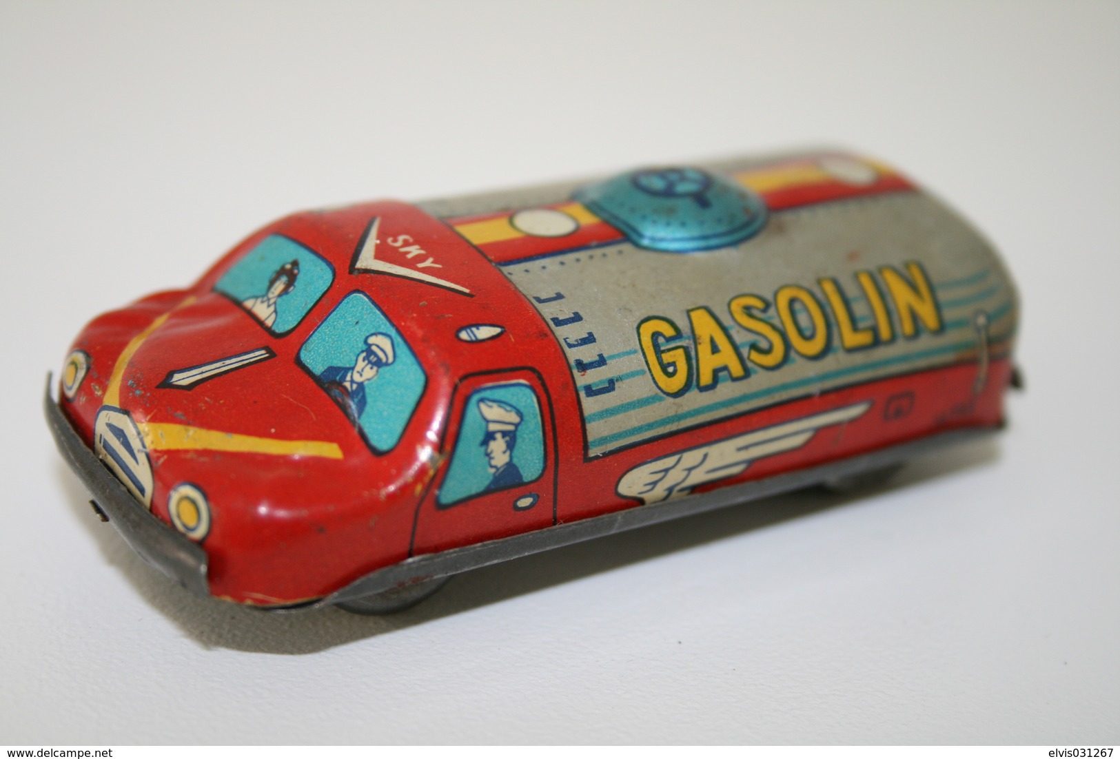 Vintage TIN TOY CAR : Maker UNKNOWN - GASOLIN OIL TANKER - 7,5cm - JAPAN - 1950's - - Collectors E Strani - Tutte Marche