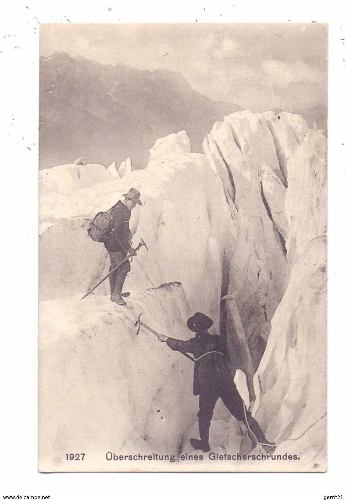 BERGSTEIGEN / Climbing / Alpiniste / Alpinista - "Überschreitung Eines Gletschergrundes", Schweiz - Alpinisme