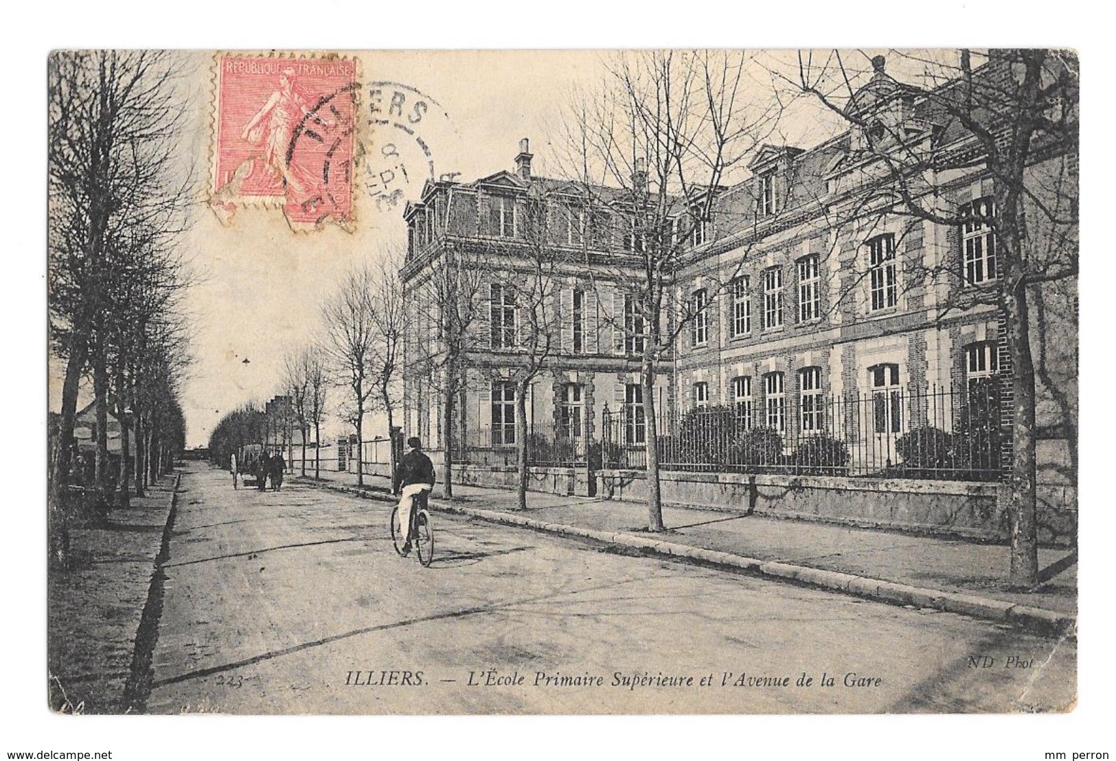 (15963-28) Illiers - L'Ecole Primaire Supérieure Et L'Avenue De La Gare - Illiers-Combray