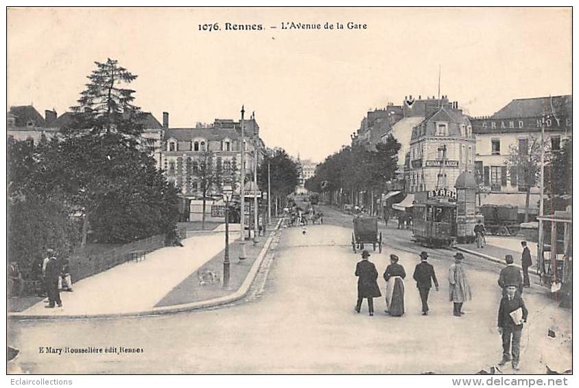Rennes     35      Avenue De La Gare                      (voir Scan) - Rennes