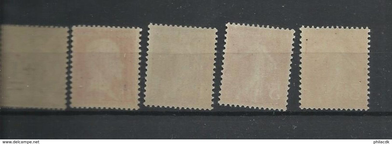 FRANCE - 28 SCANNS LOT DE 518 TIMBRES NEUFS**/* SANS ET AVEC CHARNIERE POUR ETUDE