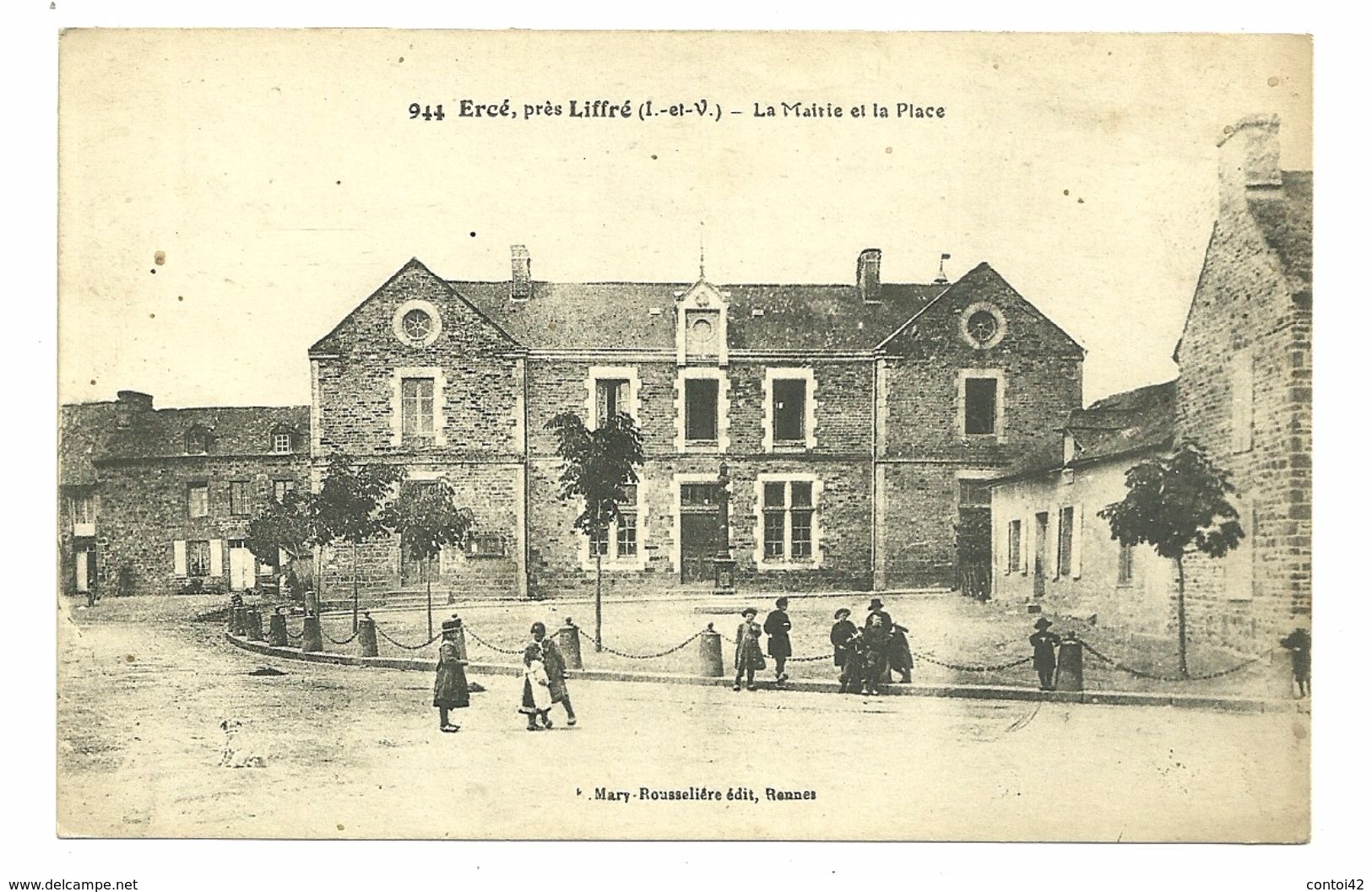 37 ERCE LIFFRE MAIRIE ET PLACE INDRE ET LOIRE - Other & Unclassified