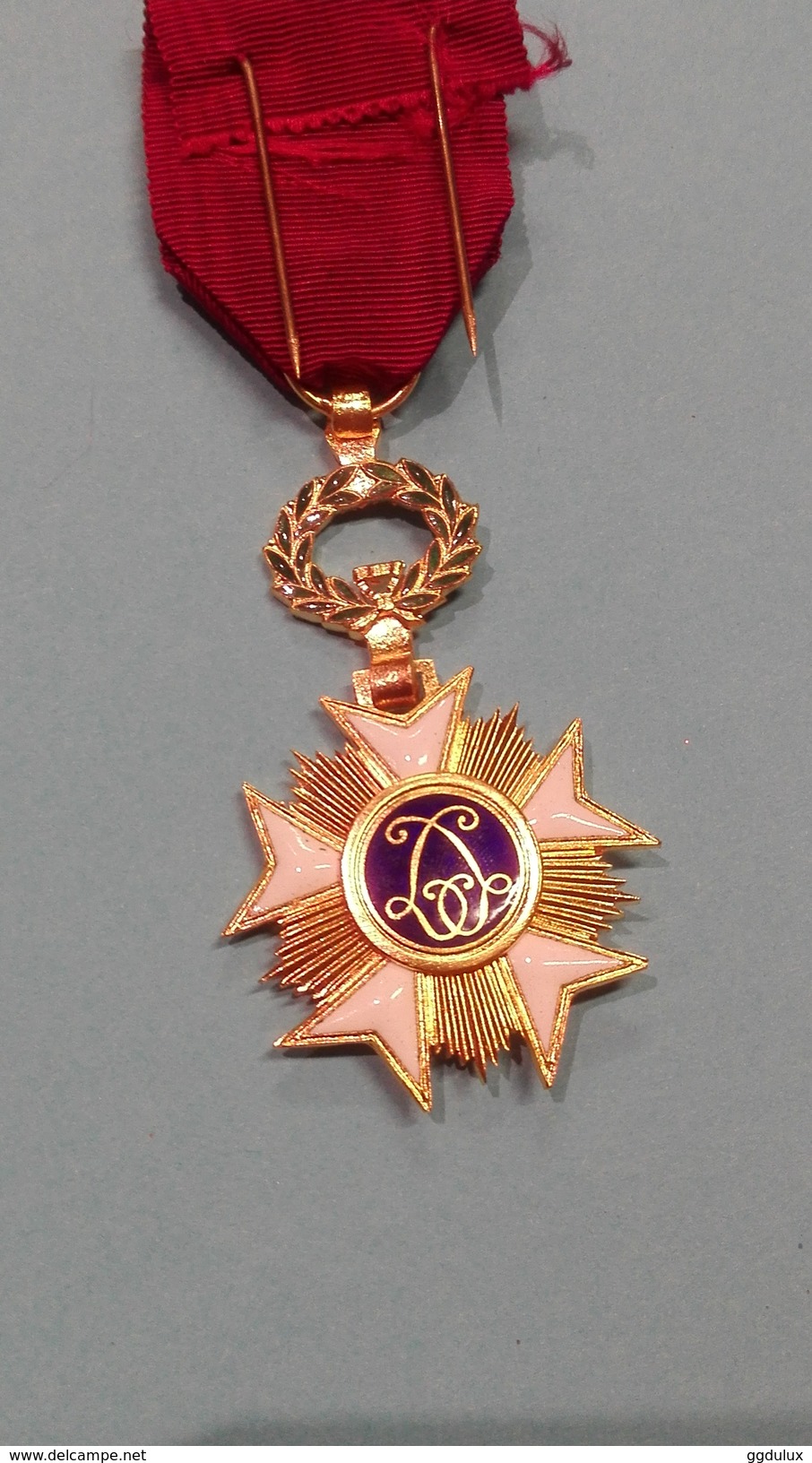 Medaille Belge Officier Ordre De La Couronne Avec Boite - Belgium