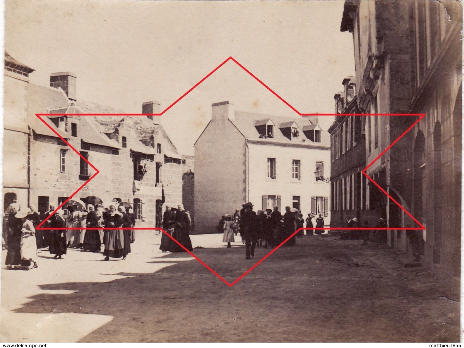 Photo 1892 CONCARNEAU - Place Saint-Guénolé (A177) - Concarneau