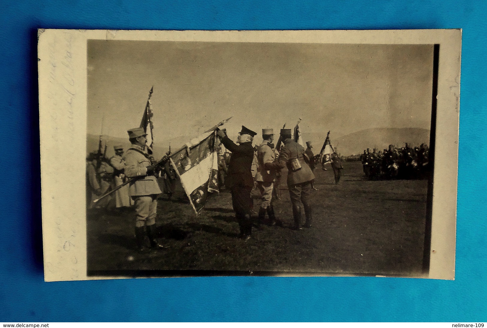 Cpa CARTE PHOTO MILITARIA GUERRE 1914 Décoration 8e ZOUAVES Par Poincaré CHAUX ALSACE (TERRITOIRE DE BELFORT 90 ?) - Personaggi