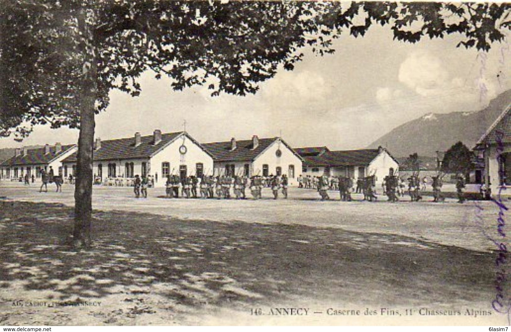 CPA - ANNECY (74) - Aspect De La Caserne Des Fins Du 11° Chasseurs Alpins En 1914 - Annecy